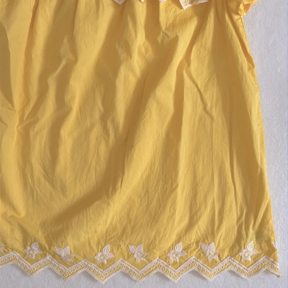 Crown & Ivy | Embroidered Ruffle Yoke Short Sleeve Zigzag Hem Top Yellow/White M - Picture 8 of 16